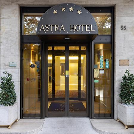 Astra Hotel Ferrara Buitenkant foto