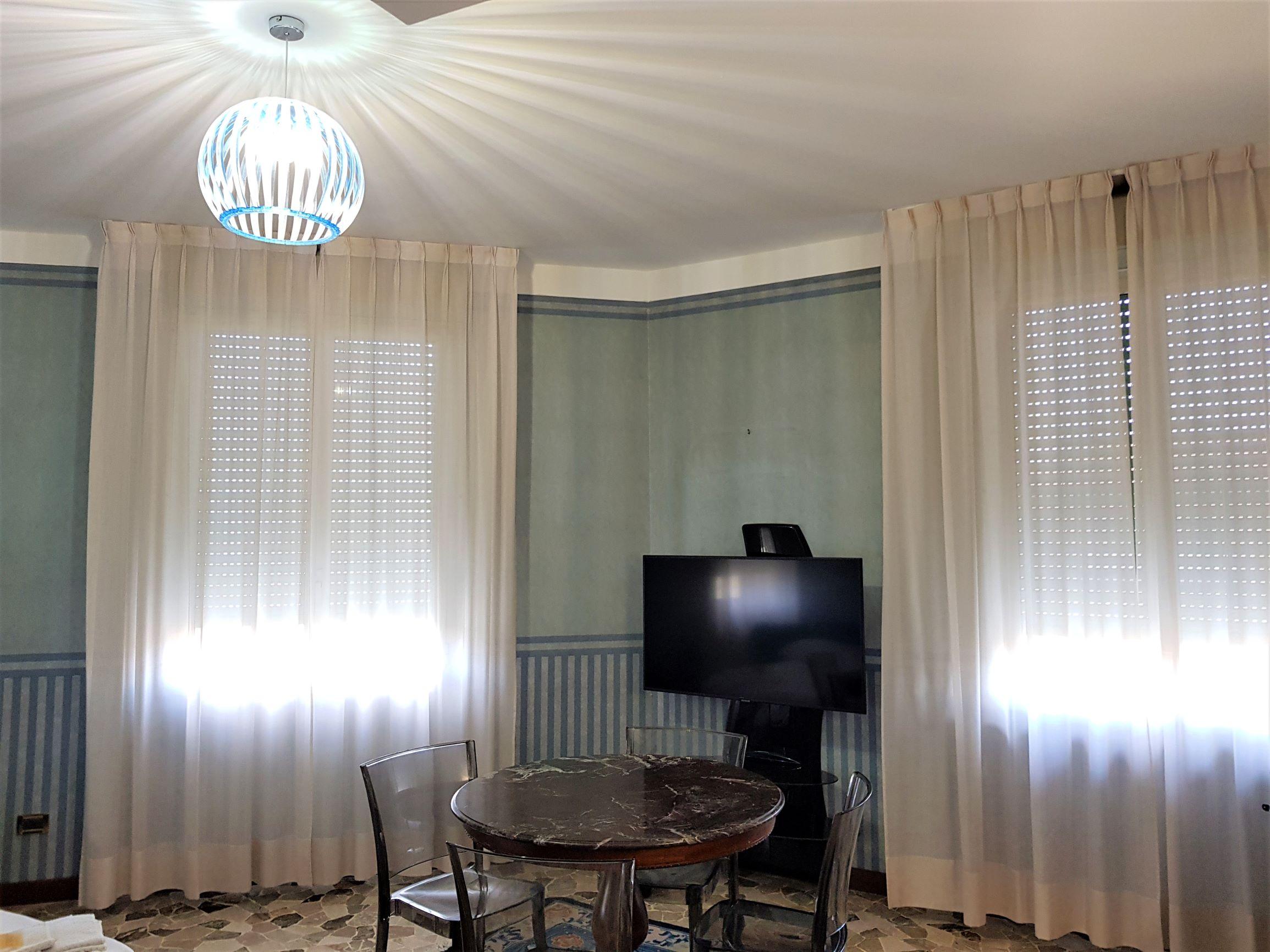 Astra Hotel Ferrara Buitenkant foto